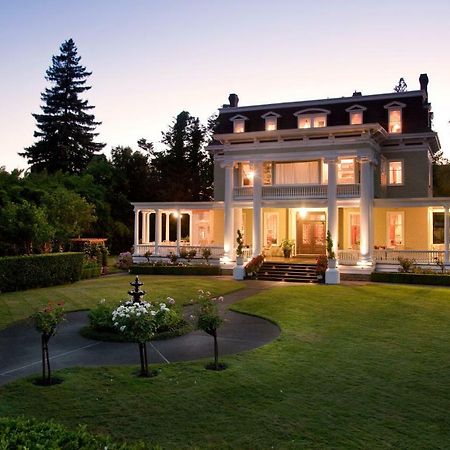 נאפה Churchill Manor מראה חיצוני תמונה